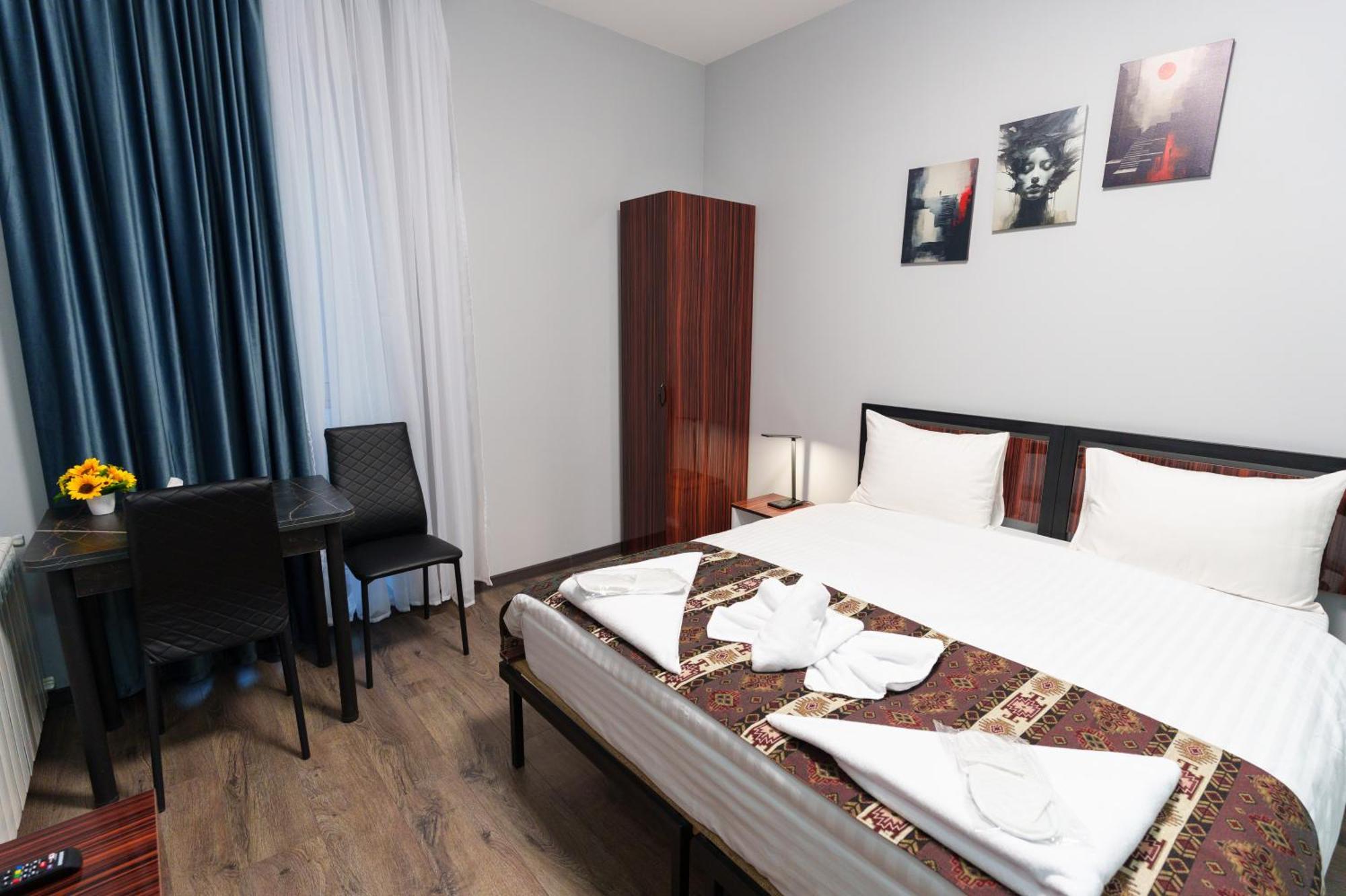 Gh Family Hotel Yerevan Exterior foto